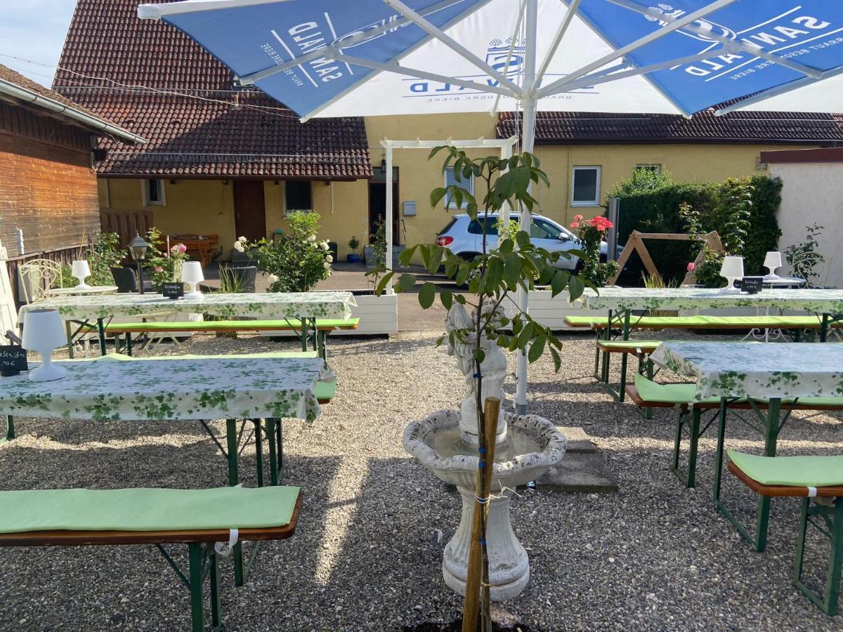 אאלן Gasthaus Zur Rose מראה חיצוני תמונה